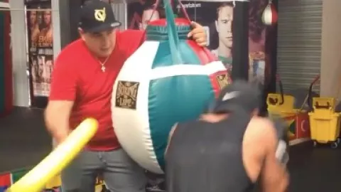 Oscar Valdez podr&iacute;a pelear contra Robson Conceicao