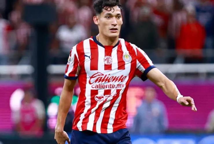 ¿Se va a o se queda? Situación de Chiquete Orozco y su posible salida del equipo