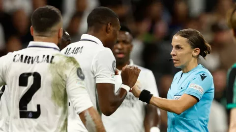 La primera árbitra en un mundial de futbol