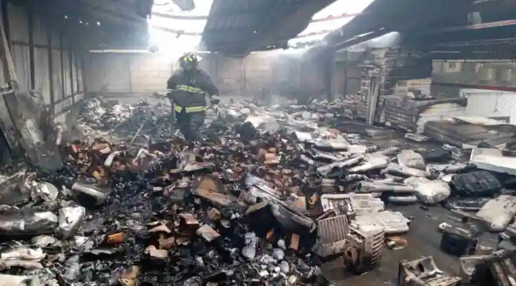 incendio fabrica tlahuac bomberos.jpg