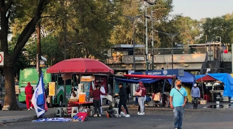 vendedores-estadio-azteca.jpg
