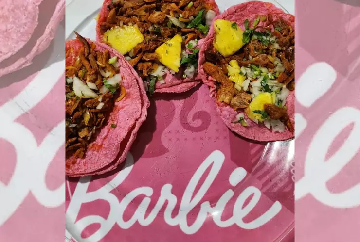¿Dónde venden los tacos de Barbie con tortilla rosa