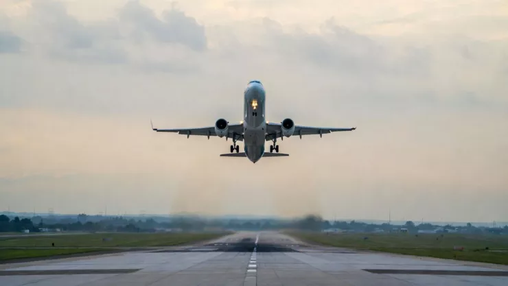 ¡Retrasados 2 VUELOS NACIONALES y 1 INTERNACIONAL! Estado del Aeropuerto Internacional del Bajío hoy 18 de febrero EN VIVO.jpg