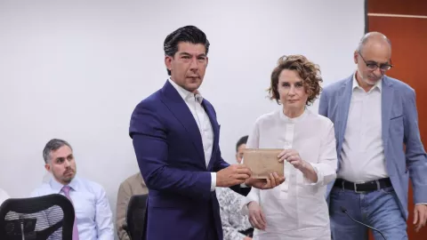 INE entrega preguntas para el Primer Debate Presidencial a los dos moderadores; tendrán que elegir 30