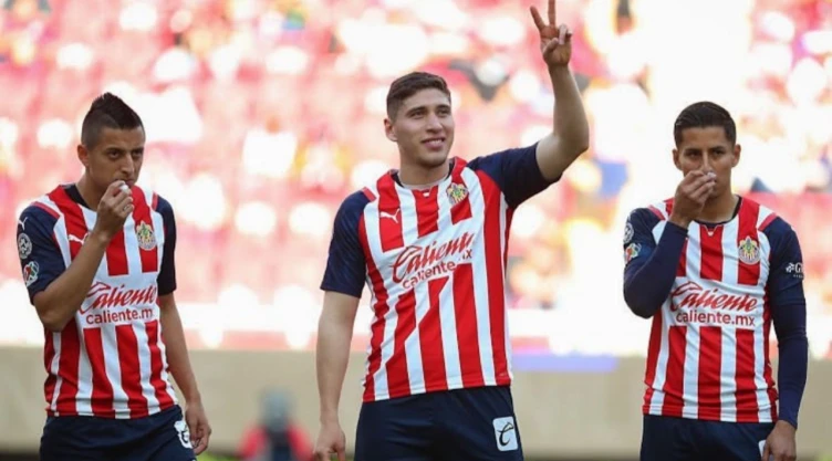 CONFIRMADO: canterano de Chivas y seleccionado mexicano jugará en el extranjero