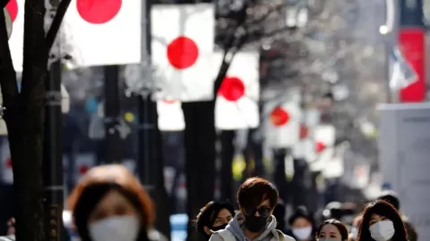 Las autoridades sanitarias de Japón han detectado una nueva cepa de coronavirus, que aparentemente es distinta a las detectadas en el Reino Unido y Sudáfrica, en varias personas que regresaron a principios de mes al país desde Brasil.