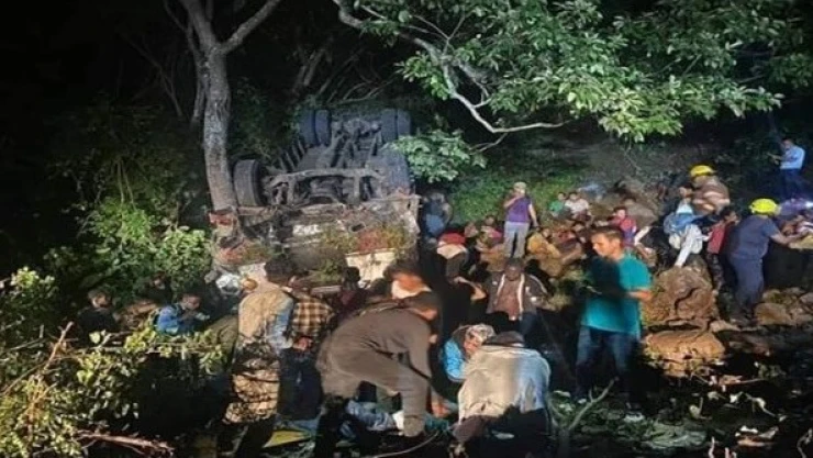 Autobús venezolanos precipicio Nicaragua