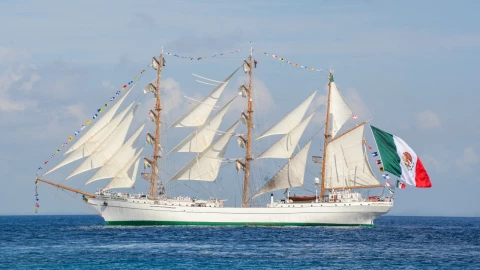 Foto del Buque Escuela Cuauhtémoc de la Marina de México.