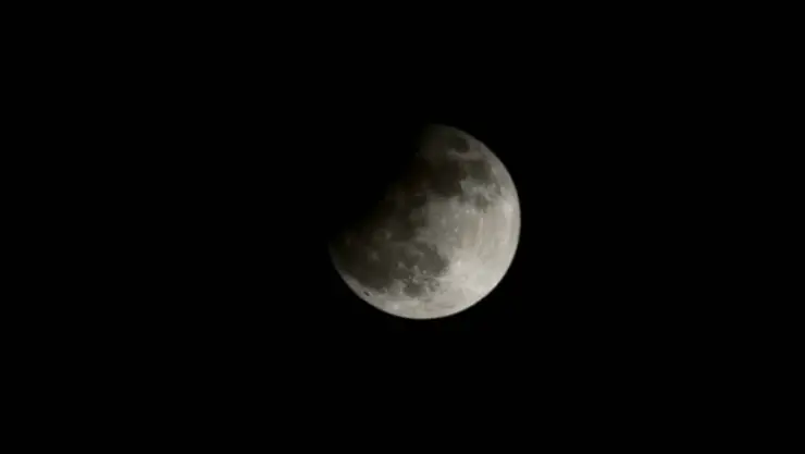 Así se visualizó el eclipse lunar en Chetumal.jpg