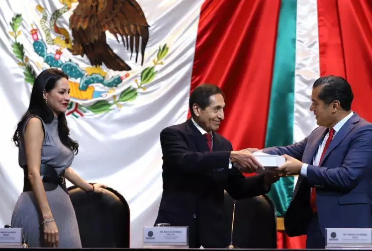 Secretario de Hacienda alista comparecencia sobre el paquete económico 2025 ante Diputados