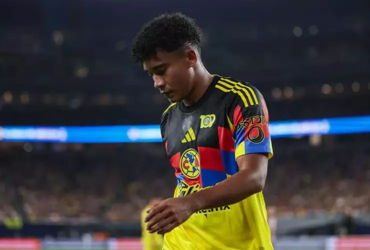 Isaías Violante en el América