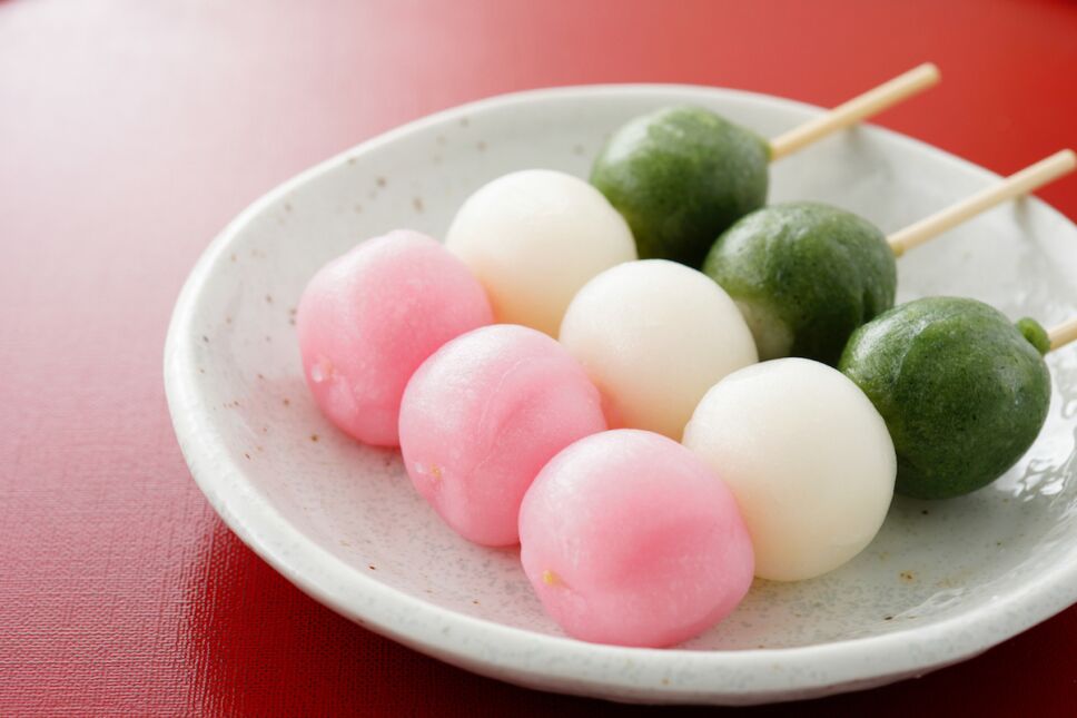 dango brocheta de dumplings japonesa