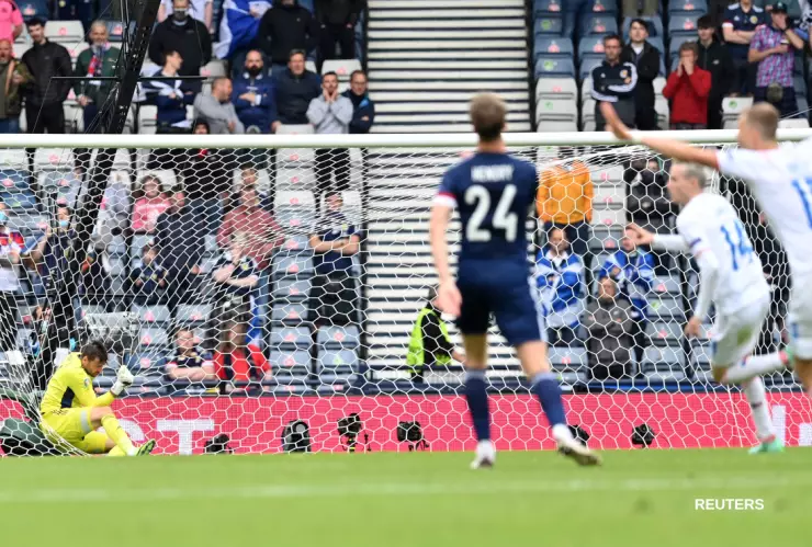 Escocia vs República Checa