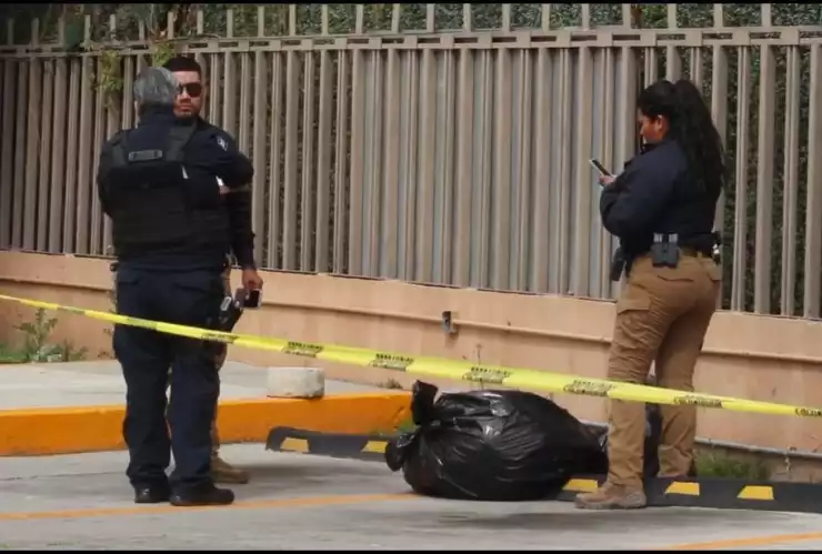 Hallazgo de bolsas con restos humanos en plaza del bulevar Agua Caliente
