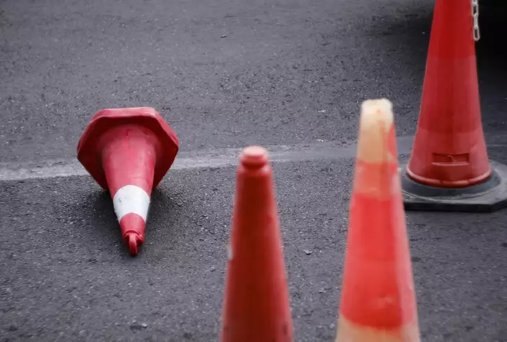 Cono de tráfico (1).png