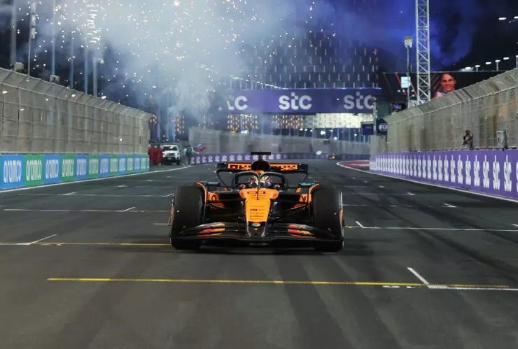 Oscar Piastri, ganador del Gran Premio de Arabia Saudita