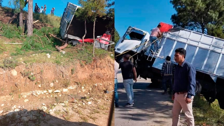 Camión vuelca en la carretera San Cristóbal - Teopisca ¡Tránsito interrumpido!