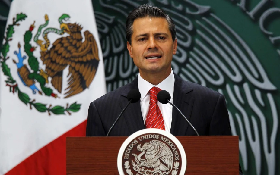 Peña Nieto se reúne con gabinete en Los Pinos