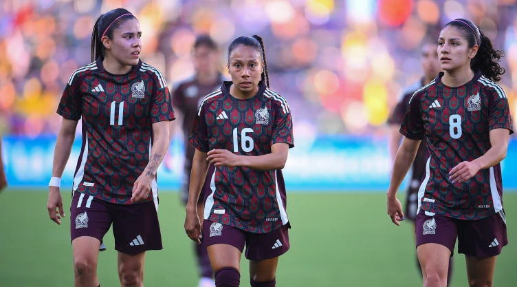 Jackie Ovalle, Karla Nieto y Alexia Delgado con Selección Mexicana Femenil