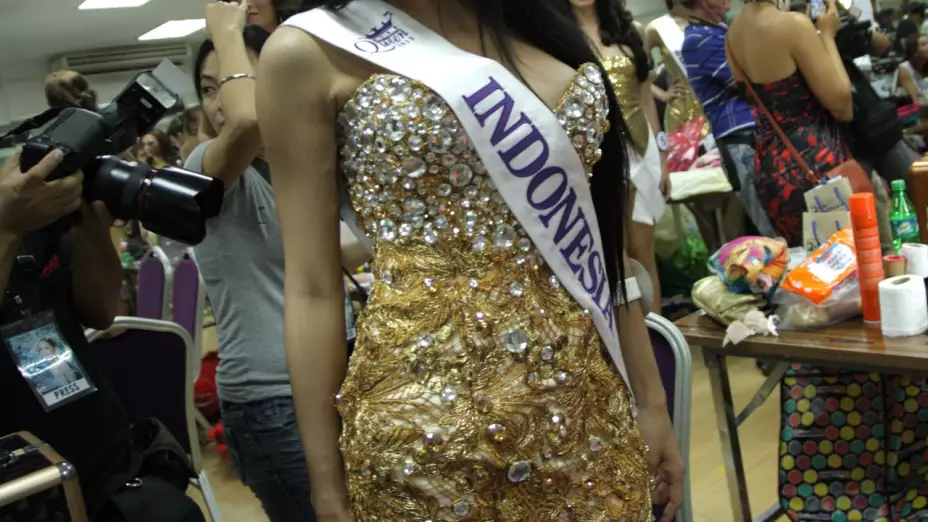 Denuncian acoso sexual en Miss Universo Indonesia
