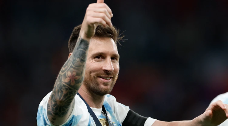 Lionel Messi celebra el triunfo de Argentina ante Italia en la Finalissima