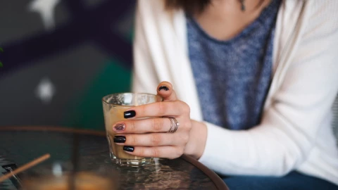 cafe mujeres estudio.jpg