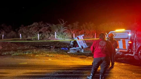 Trágico-accidente-en-carretera-monterrey-Nuevo-Laredo-deja-3-muertos