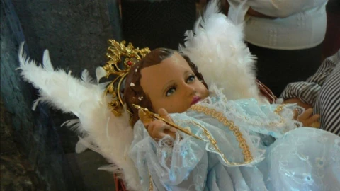 asi se debe vestir al niño dios