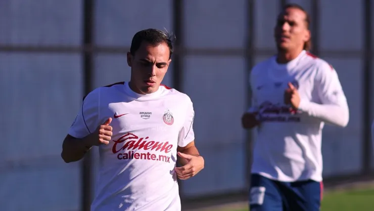 chivas-gabriel-milito-hara-hugo-camberos.jpg