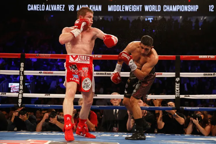 Canelo Alvarez v Amir Khan