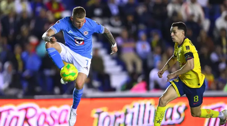 Cruz Azul vs América Mateusz Bogusz es el jugador más caro de ambos equipos Clausura 2025 Liga BBVA MX