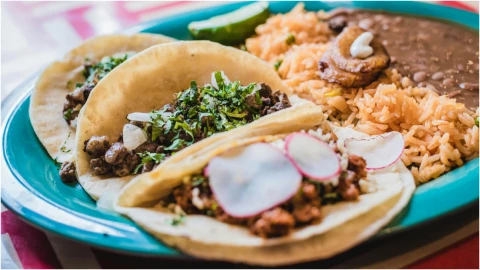¿El mundo al revés_ Expertos informan disminución en consumo de tacos en México