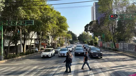 Autos que no pueden circular en CDMX hoy