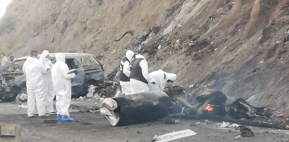 La Fiscalía de Nayarit informó que por la explosión de la pipa de gas ya son 13 fallecidos, los cuales tendrán que ser identificada por ADN por el estado de calcinamiento.