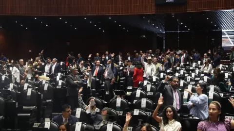 Camara de Diputados recibe reformas de blindaje