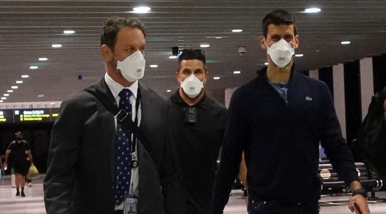 Novak Djokovic sale de Australia