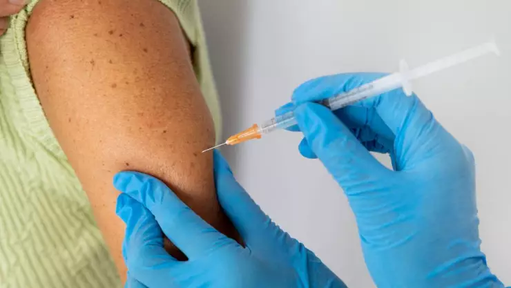 Inyección contra el sarampión