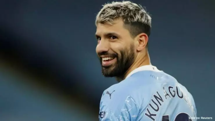 La pelea de Canelo Álvarez y Kun Agüero por Lionel Messi