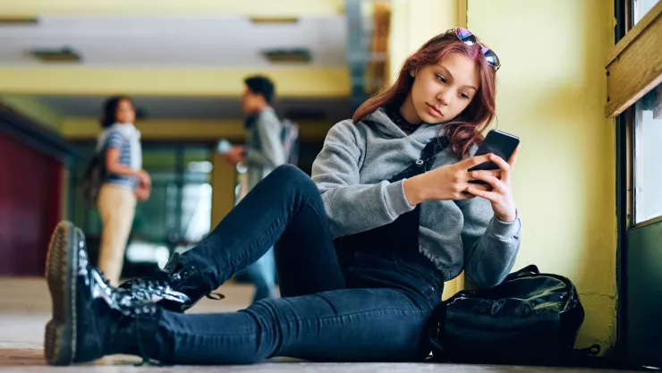 El celular altera la salud mental de los adolescentes: ¿Qué dicen los expertos?