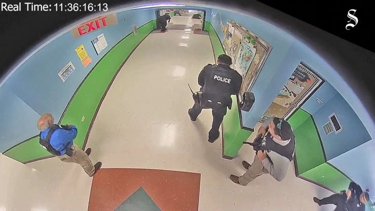 UVALDE TEXAS TIROTEO POLICIA VIDEO.jpg