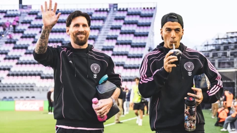 Messi y Su&aacute;rez.jpg