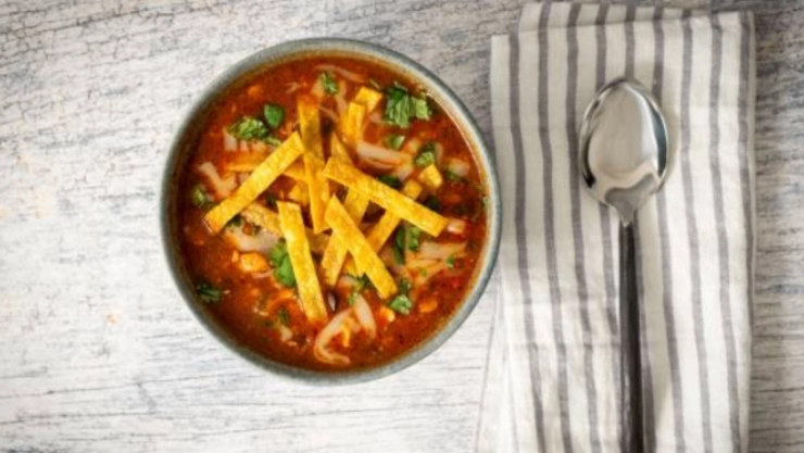 Receta de sopa de tortilla