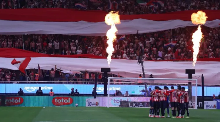chivas-contrato-futbolista-mexicoamericano-giovanny-valencia
