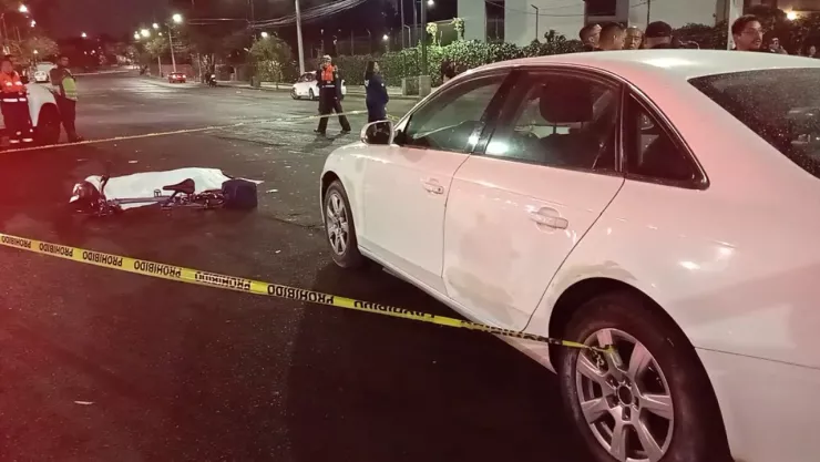 CDMX: Atropellan a un ciclista cerca de CU y muere tras impactar con la acera