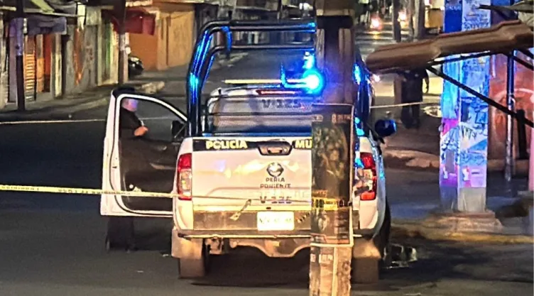 Accidente en Edomex: Mujer muere tras lanzarse de camioneta en movimiento en Nezahuacóyotl