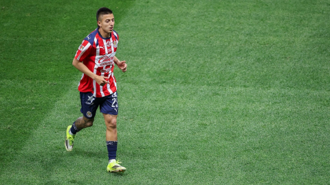 Roberto Alvarado Chivas