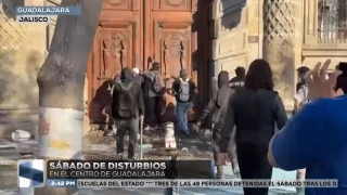 Sábado de disturbios en Centro de Guadalajara.jpg