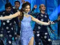 Lola Cortés, por su parte, expresó que le encantó lo que había sucedido en el escenario y ofreció valiosos consejos a Mar. Le recomendó relajarse para potenciar su rango vocal en los tonos graves y le instó a que no tuviera miedo de explorar su talento. Espinoza Paz también se sumó a los elogios, admirando la escenografía y destacando la notable evolución de Mar desde su llegada a La Academia.