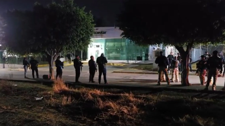 ataque-armado-al-banco-del-bienestar-en-tarimbaro-michoacan-violencia-por-el-mencho