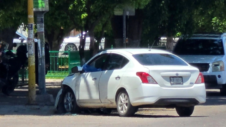 asesinan-a-dos-hombres-a-balazos-frente-a-palacio-gobierno-culiacan-sinaloa